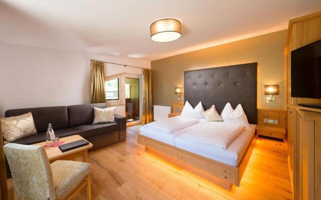 Hotel Alpina