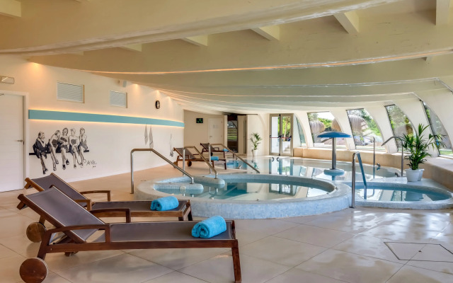 Playa Esperanza Resort