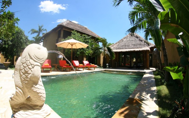 Kubu Moana Villa Sanur