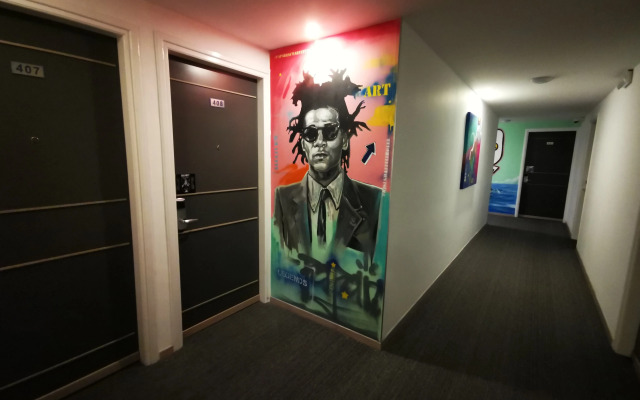 Rise Street Art Hotel