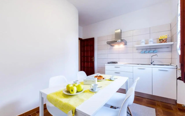 Spazioso Appartamento al Mare con Giardino