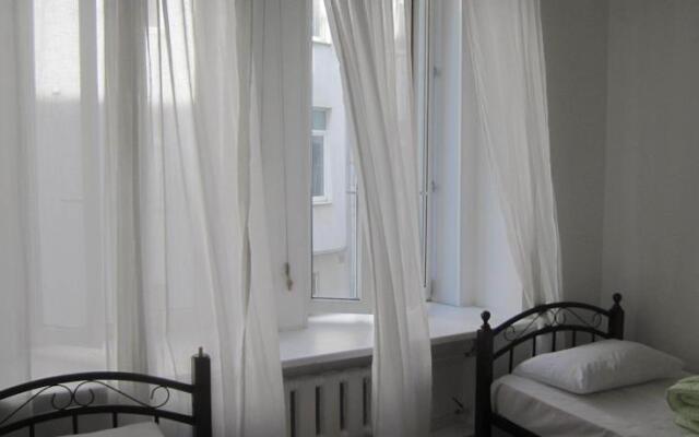 Philadelphia Living Quarters