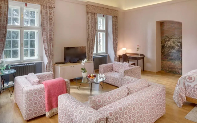 Chateau Třebešice
