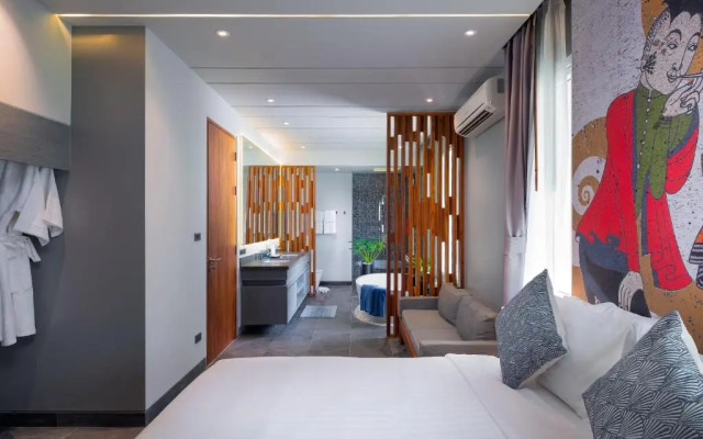 Karon Beach Pool Villa