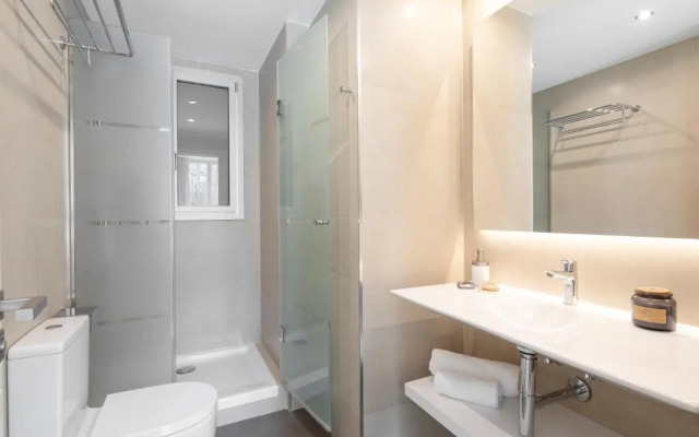 MH Apartments Center