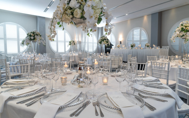 Hilton Surfers Paradise Hotel & Residences.