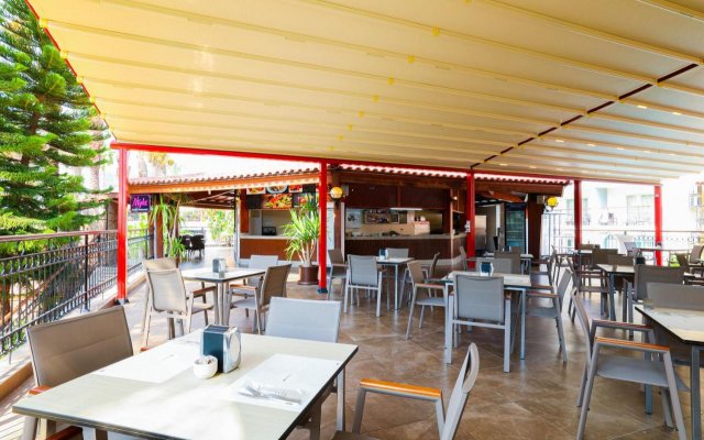 Crystal Aura Beach Resort & Spa – All Inclusive Resort