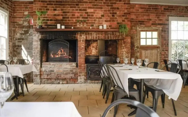 The Berry Hotel