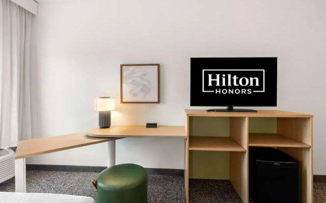 Spark by Hilton Missouri City