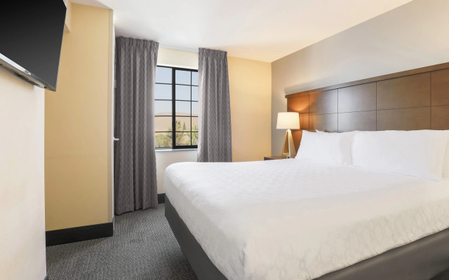 Staybridge Suites Reno, an IHG Hotel