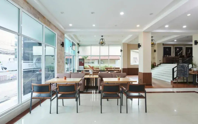 Adelphi Pattaya