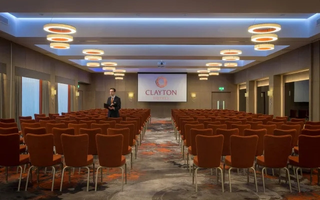 Clayton Hotel Chiswick