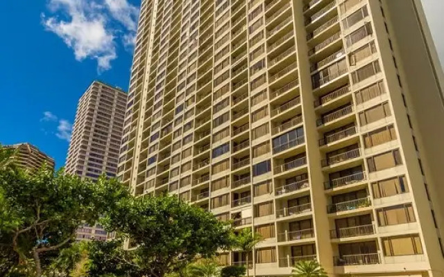 Chateau Waikiki