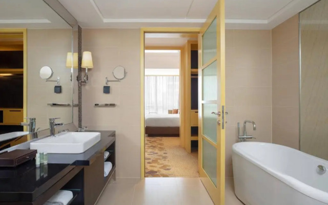 Courtyard by Marriott Shanghai Central Hotel