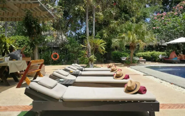 Let's Hyde Pattaya Resort & Villas