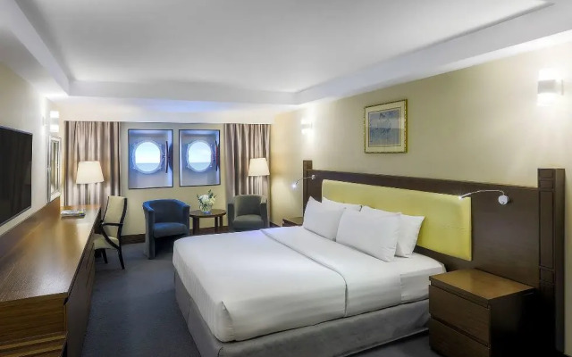Queen Elizabeth 2 Hotel by Accor