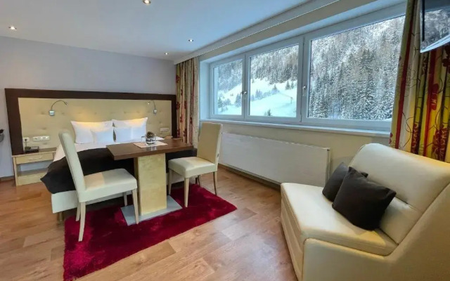 Hotel Garni Patteriol