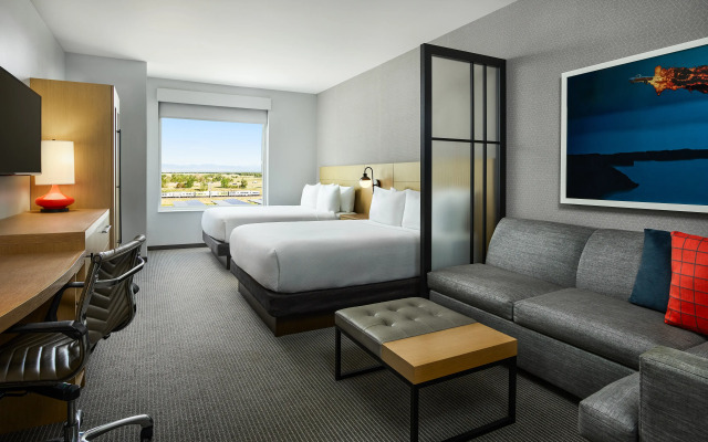 Hyatt Place Peña Station/Denver Airport