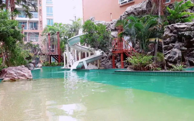 Atlantis Condo by Sompong