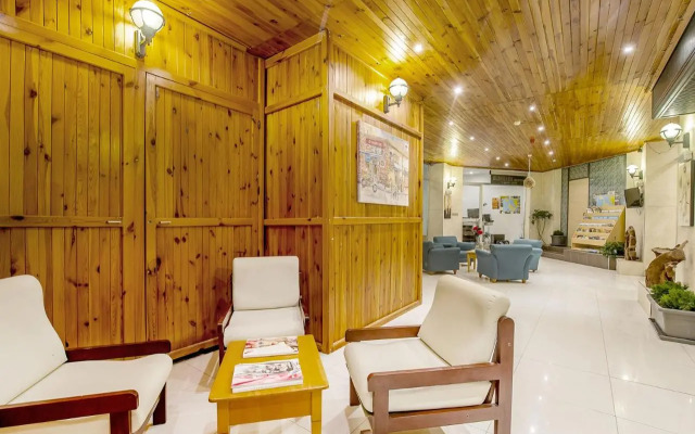 Alborada Aparthotel