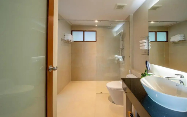 Coral Cliff Beach Resort Samui