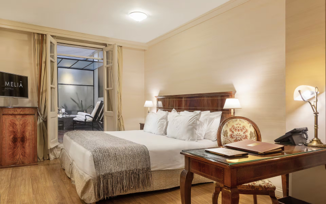 Melia Recoleta Plaza