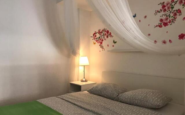 Апартаменты на Народной