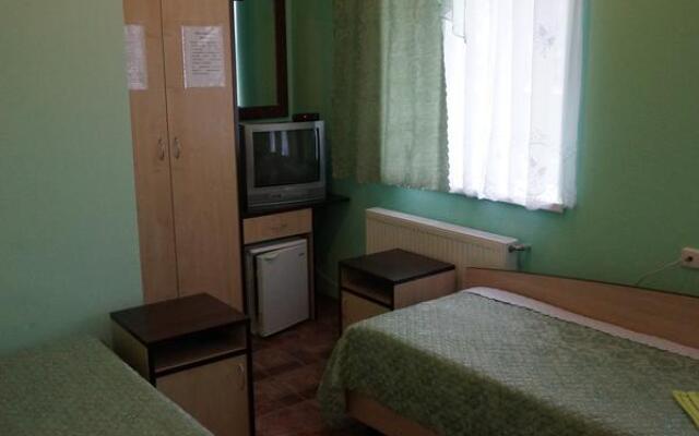 Отель Красносилский