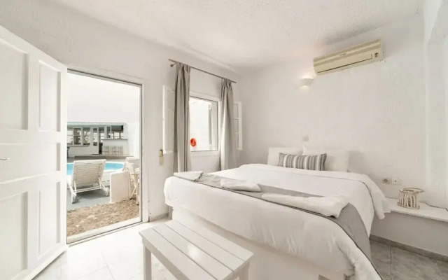 Athermi Suites - Adults Only