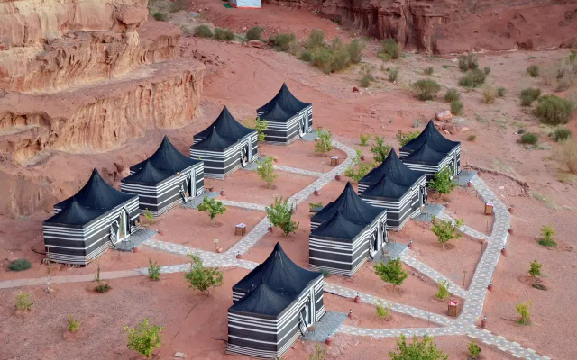 Wadi Rum Bubble Luxotel - Campsite