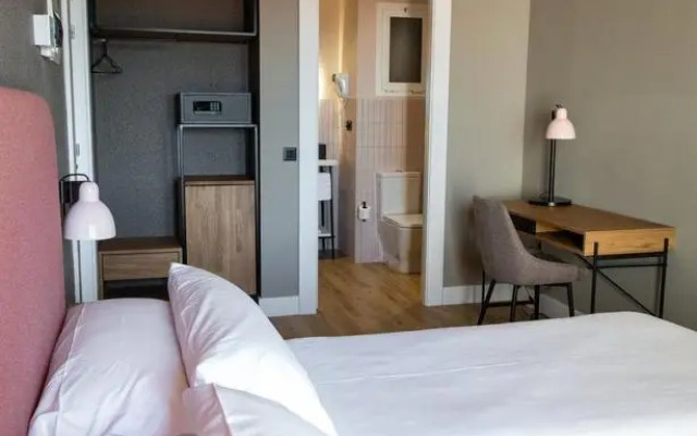 Nuria Hotel