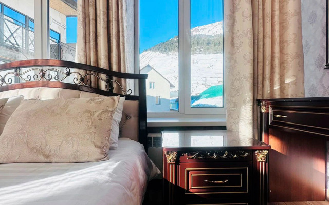 Отель Эльбрусия