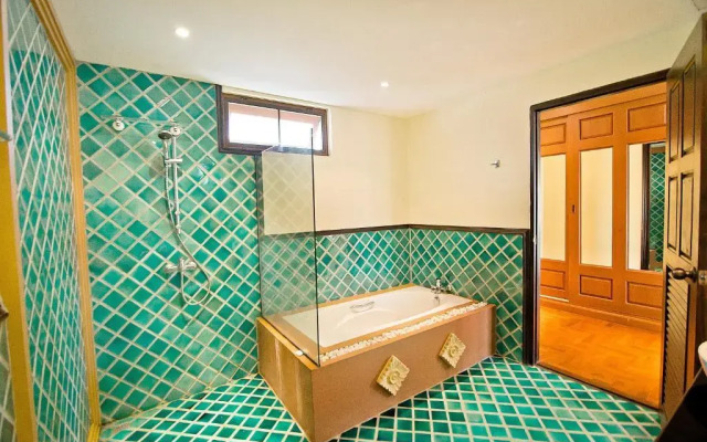 Tropicana Pool Villa
