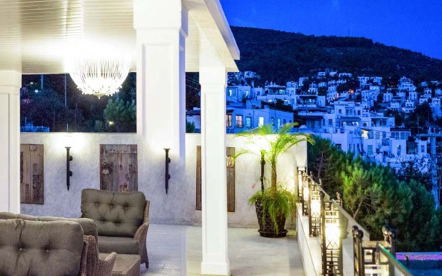 Ena Boutique Hotel & Residences