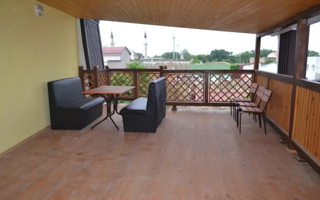 Zolotoi Linkor Guest House