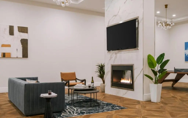 Sonder by Marriott Bonvoy The Witherspoon Apartments Center City