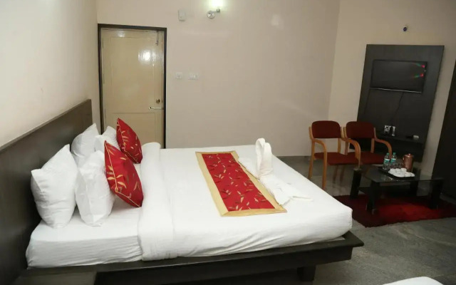 Soundarya Hotel