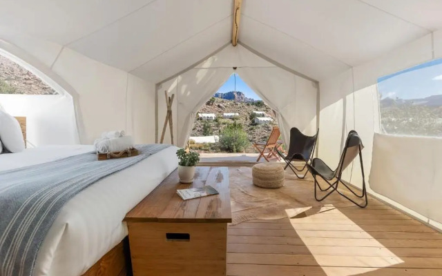 Under Canvas Zion
