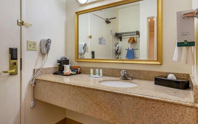 Quality Inn & Suites Raleigh Durham Airport