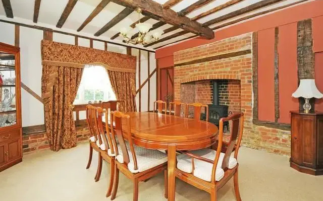 Laurel Farmhouse