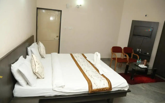 Soundarya Hotel