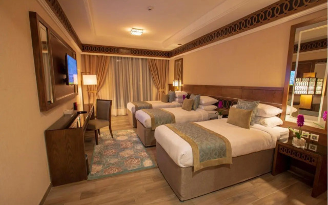 Violet Al Azizia Hotel