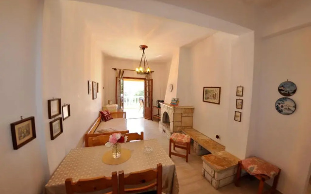 Alexandros Studios And Apartments