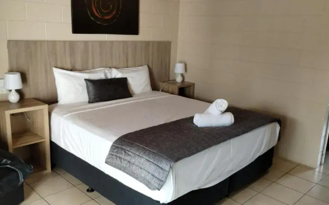 Tully Motel