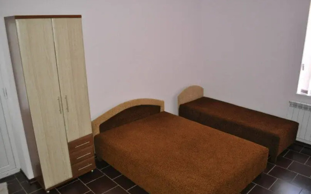 Mini-hotel U Dzhanayevyh