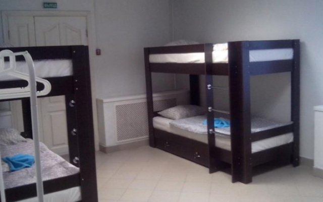 Like Hostel