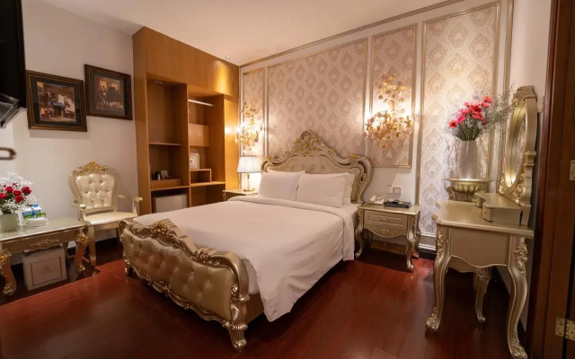 A&EM 8a Thai Van Lung Hotel