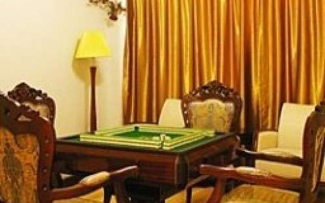 HanTing Hotel (Baotou Minzu East Road)