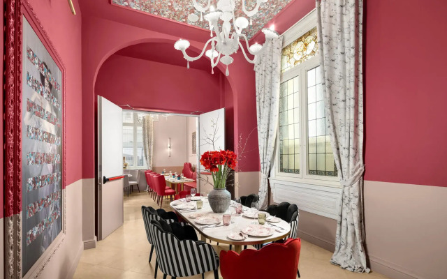 Anglo American Hotel Florence, Curio Collection by Hilton