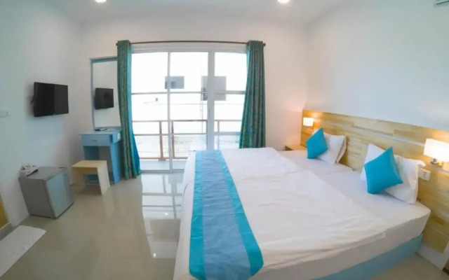 Kokaa Maafushi Hotel
